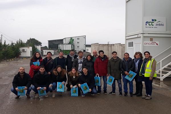 FCC Ámbito - Reciclaje de vidrio colabora en la formación de profesionales en economía circular